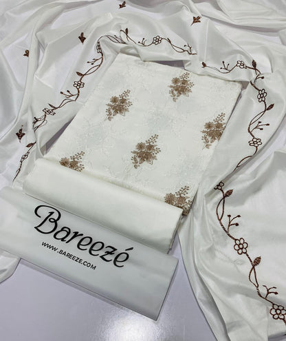 عمرہ اور جج کے لیے اسپیشل ورائٹی ❤️  (BAREEZE LAWN EMB)  FABRIC :   LAWN EMB 3pc  3pc full emb Lawn WITH  LAWN EMB  DUPATTA  LAWN EMB 3pc Collection