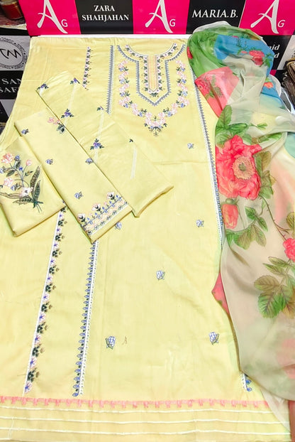 Brand Name ZARA SHAHJAHAN (LAWN)   SHIRT:  Lawn   DUPATTA: Swiss Lawn  TROUSER: Lawn  By Pcs : 3 Pcs