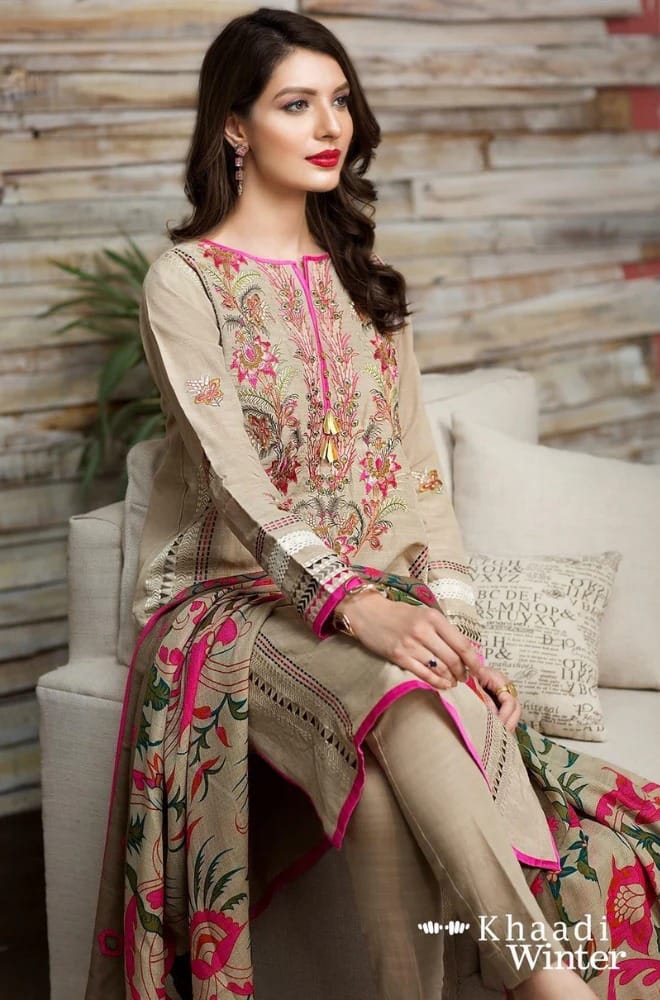 Brand Name KHAADI (LAWN)  SHIRT:  Lawn  DUPATTA: Swiss Lawn TROUSER: Lawn   By Pcs : 3 Pcs