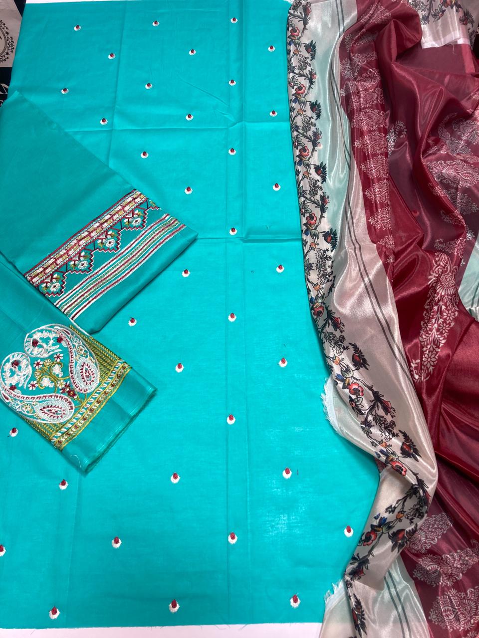 Brand Name URGE (Lawn)  SHIRT: Lawn DUPATTA: Swiss Lawn TROUSER: Lawn   By Pcs : 3 Pcs