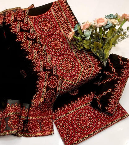 New Sindhi Tranditional Full Heavy With 04 border dupatta Eid Collection