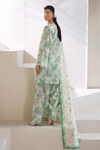 Brand :Baroque Digital Printed  Swiss Lawn Collection -