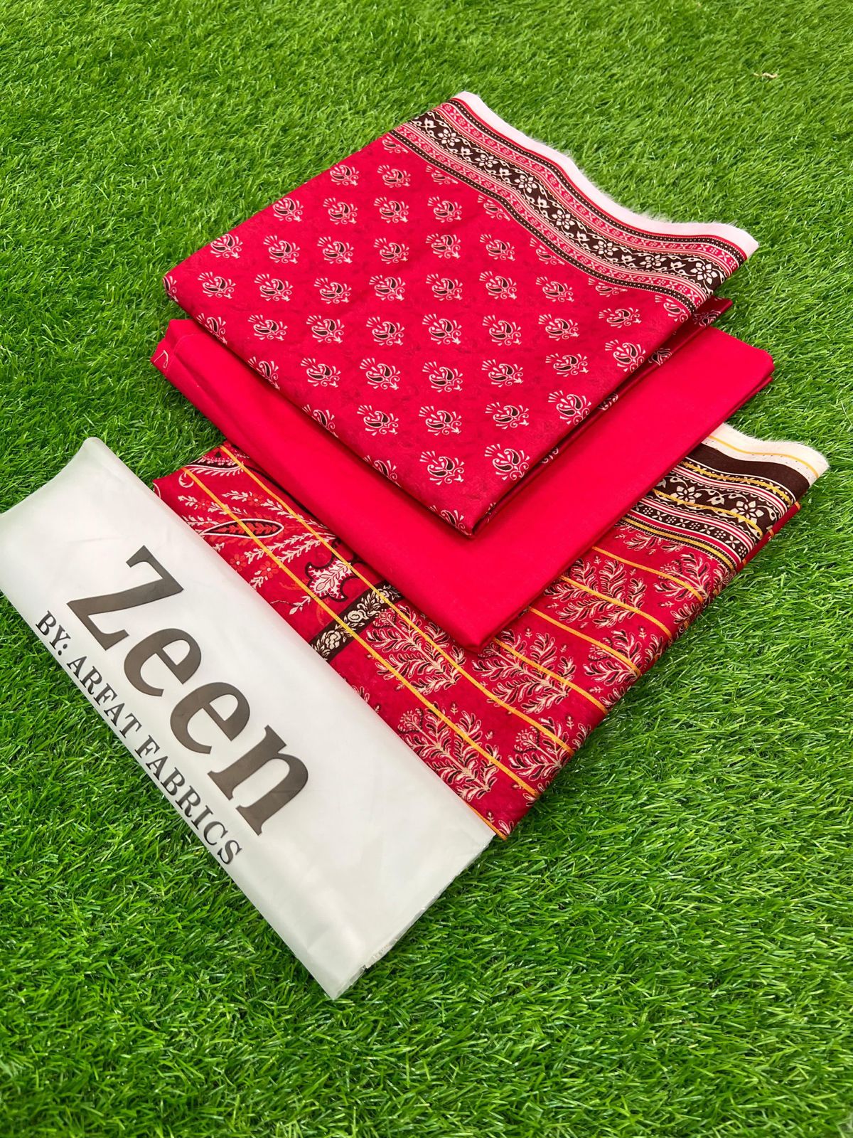 ZEEN  * ⁠Fabric  Lawn