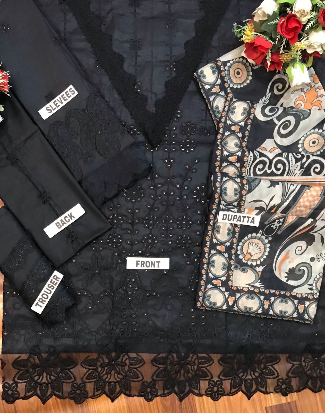 Brand :Adan Libas  Fabric:Cotton Lawn ,silk