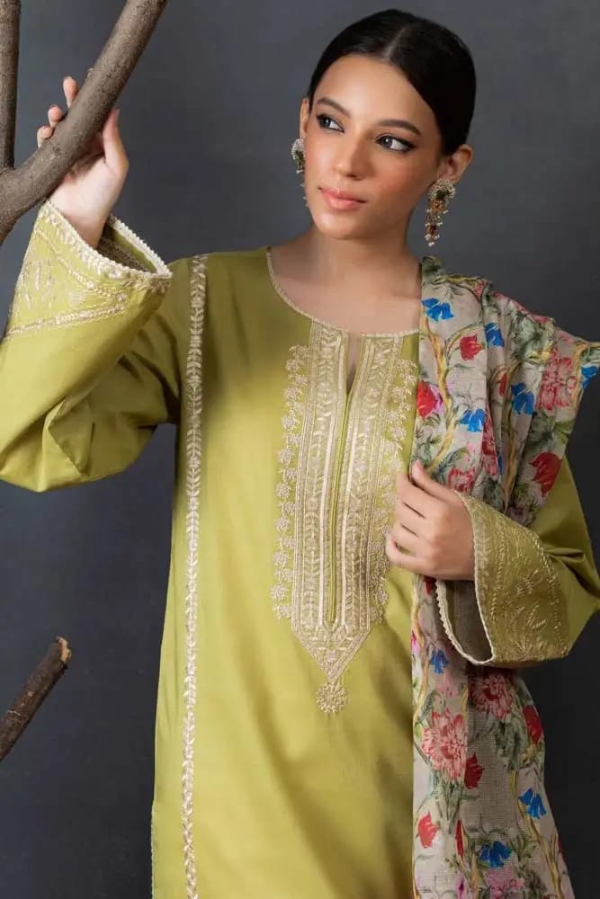 Brand Name KOKUM (LAWN)  SHIRT:  Lawn  DUPATTA: Neno-Kara TROUSER: Lawn   By Pcs : 3 Pcs