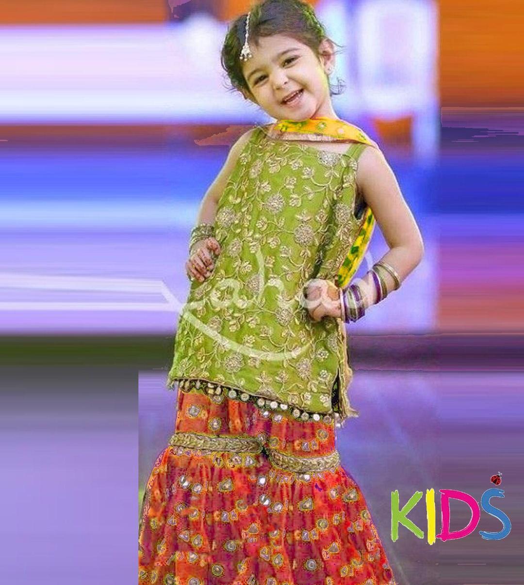 3 Pcs Girl's Lawn Embroidered Unstitched Suit