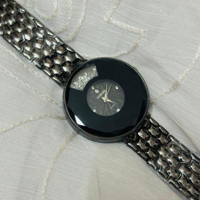 Stylish Women's Quartz Watch with Chain Strap - 1 Pc